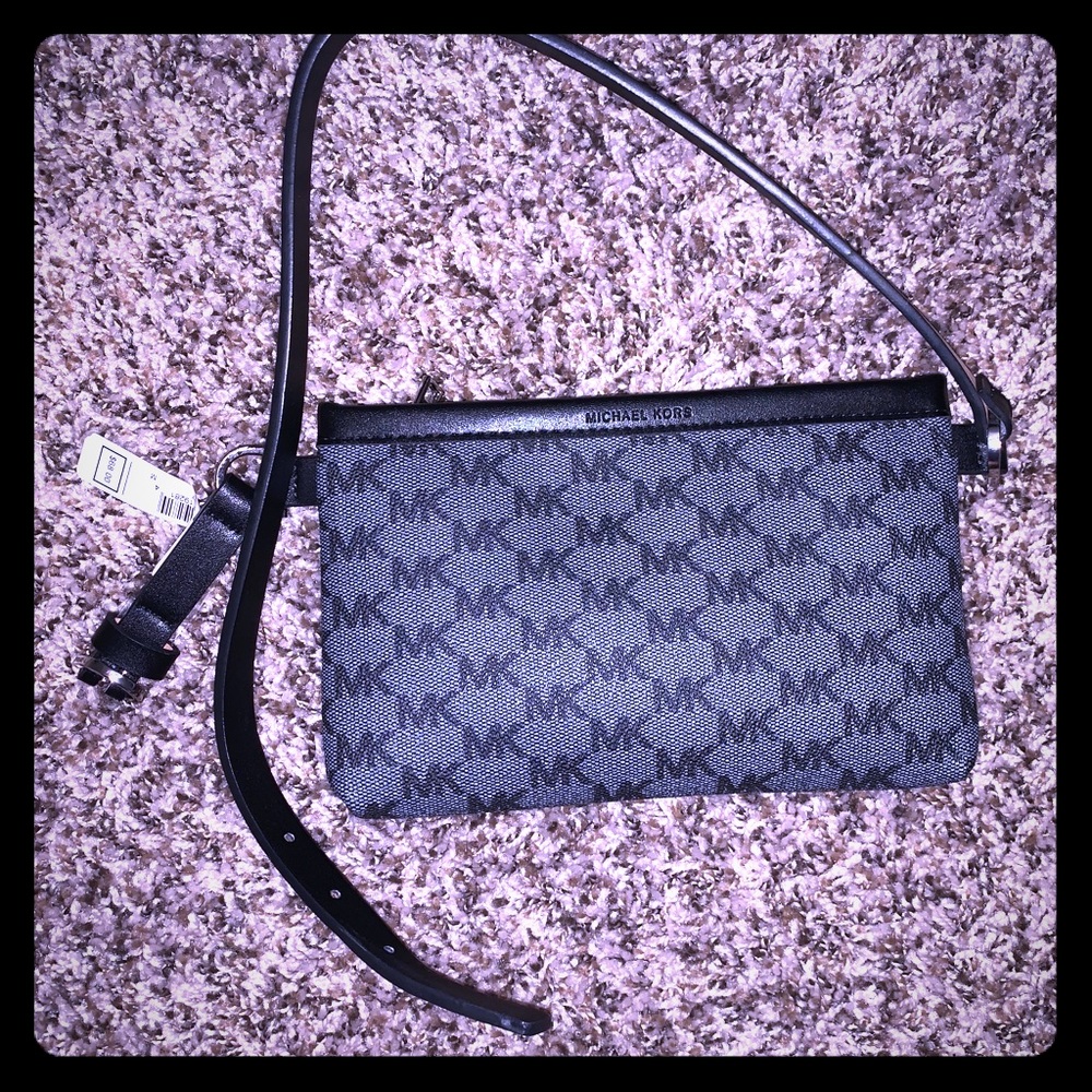 Michael kors belt purse wallet
